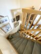 Gepflegte Maisonettewohnung mit Balkon und Stellplatz in Halstenbek - Treppe ins Dachgeschoss