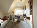 Gepflegte Maisonettewohnung mit Balkon und Stellplatz in Halstenbek - Zimmer