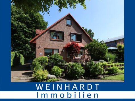 Charmante Doppelhaushälfte in begehrter Lage von Hamburg-Niendorf, 22455 Hamburg, Doppelhaushälfte