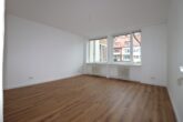 Sanierte 2,5-Zimmerwohnung mit Terrasse in Hamburg - Niendorf - Schlafzimmer.