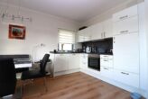 Seltene Gelegenheit in Heiligenhafen – Exklusive Ferienwohnung mit traumhaftem Wasserblick - Küche