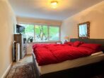 Traumhafter U-Bungalow in Oldendorf mit großem Naturgrundstück - Schlafzimmer 2