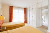 Exklusives Penthouse mit großer Dachterrasse in Top-Lage von Hamburg-Volksdorf - Schlafzimmer mit Bad en Suite
