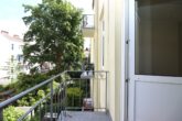 Stilvoll sanierter Altbau mit 4 Zimmern und 2 Balkonen in Toplage - Balkon hinten