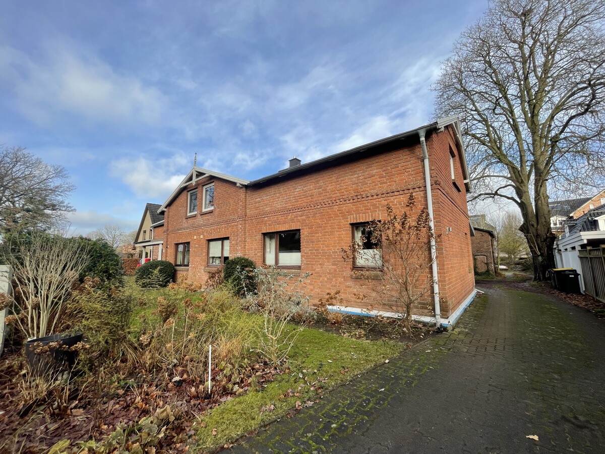 Real Estate Title Image Background