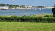 Einmalige Gelegenheit: Schleigrundstück im ruhigen Privatweg! - Die Segelboote im Blick