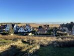 Eigentumswohnung unter Reet mit Potenzial zur Selbstverwirklichung - Ausblick zur Wattseite
