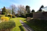 Charmanter Bungalow in begehrter Lage von Hamburg-Niendorf - Garten