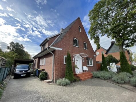 Einfamilienhaus mit Charme und Großzügigkeit, 25336 Elmshorn, Einfamilienhaus