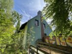 Einfamilienhaus mit Potenzial auf weitläufigem Grundstück - Seitenansicht