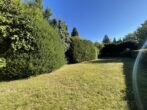 Einfamilienhaus mit Schwimmbad, Vollkeller und Baupotenzial auf großem Grundstück in Pinneberg - Garten