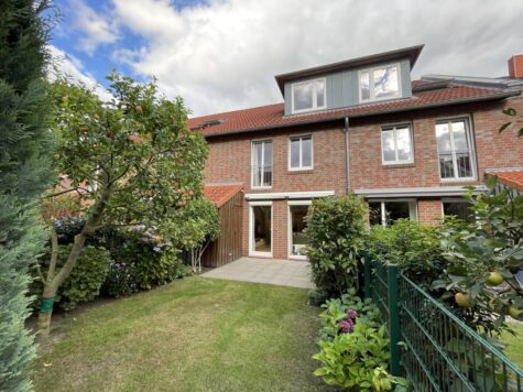 Moderne Wohnqualität in familienfreundlicher Lage von Groß Flottbek, 22607 Hamburg / Groß-Flottbek, Reihenmittelhaus