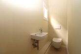 Wunderschöne 4-Zimmer Altbauwohnung im Herzen von Eppendorf - WC