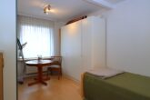 Charmantes Einfamilienhaus mit Potenzial auf 1.200 m² Grundstück - Schlafzimmer