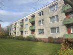 Modernisierte Wohlfühlwohnung in zentraler Elmshorner Lage - Außenansicht