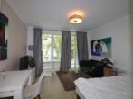 Möblierte 1-Zimmer Wohnung in Hamburg-Harvestehude - Wohnbereich.