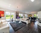 Luxuriöses Einfamilienhaus mit großem Anwesen! - Wohnzimmer
