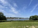 Einfamilienhaus mit Schleiblick im ruhigen Privatweg! - Blick von dem Grundstück Richtung Schlei