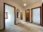 Zentrale 3-Zimmer Wohnung mit Tiefgaragenstellplatz - Eingangsbereich