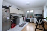Helle 3-Zimmer-Erdgeschosswohnung mit Terrasse und Stellplatz in Niendorf - Küche