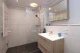 Exklusive Ferienwohnung mit traumhaftem Wasserblick - Duschbad