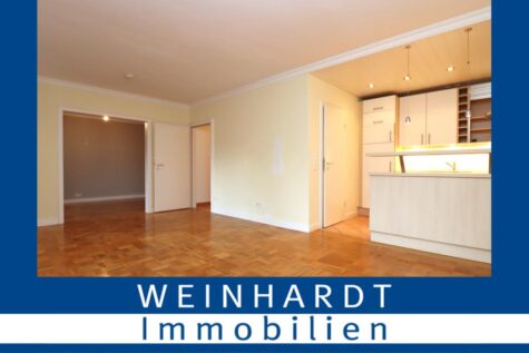 Charmante 2-Zimmer-Wohnung mit großzügiger Loggia und Tiefgaragenstellplatz, 22359 Hamburg, Wohnung